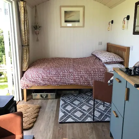 Ewe With A View Sea View Shepherds Huts Kemping